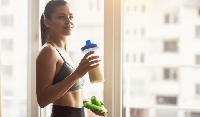 Lợi ích tuyệt vời khi uống protein shake sau tập thể dục: Bạn cần biết